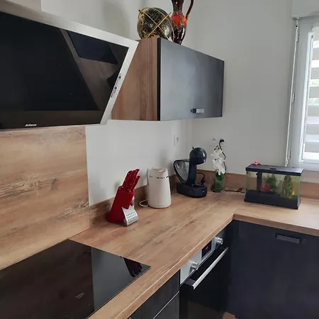 Maison 3 *